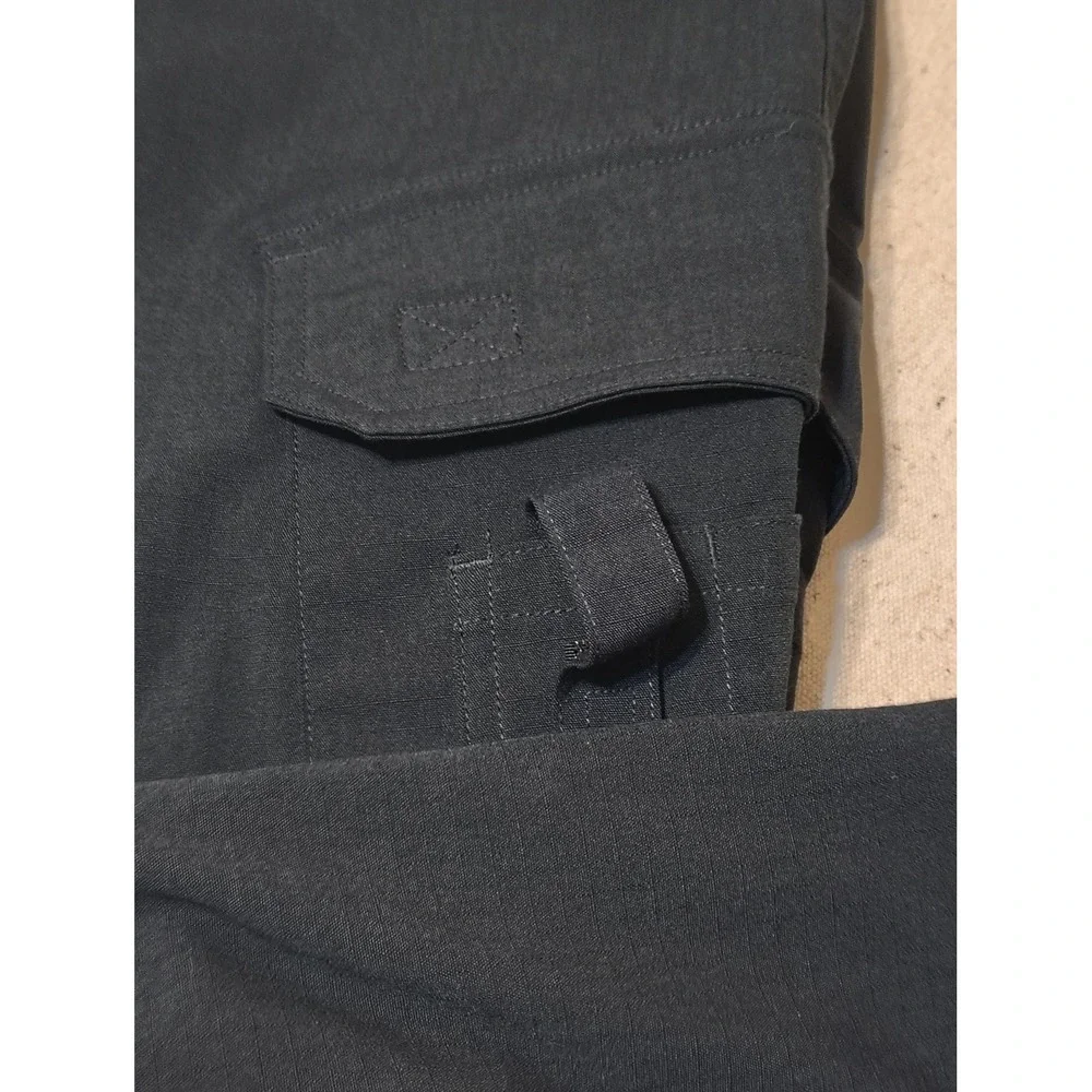 Under Armour Storm Cargo Pants Loose Fit Black Size 42x30 Mens Athletic‎ Golf D